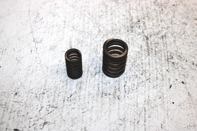 98 Honda Foreman Fourtrax Oem Valve Spring Set 14761-HM7-003 14751-HM7-003 AH35