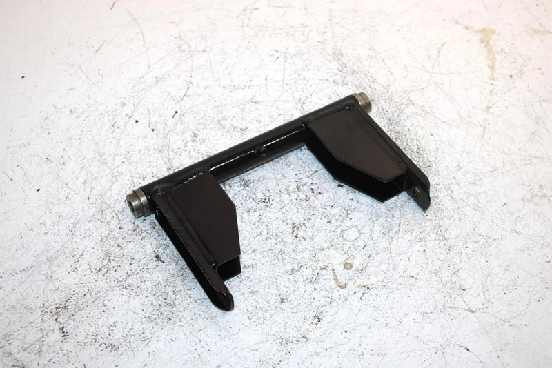 06 Arctic Cat Sabercat 600 Oem Rear Torque Arm Pivot 1704-019 SAS13