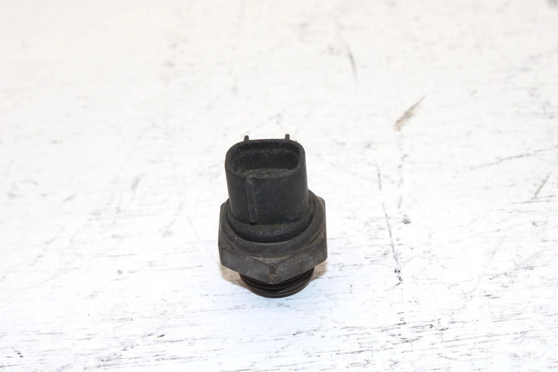 2002 Arctic Cat 375 Automatic (4x4 Green) Oem Oil Pressure Sensor 3530-037 AA29