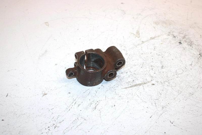 84 Yamaha Phazer Se Oem Right Lower Suspension Bracket 8V0-2377E-01-00 SY9
