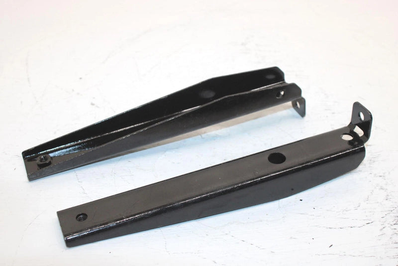 2007 Yamaha  Grizzly 350 2wd Oem Footrest Support Pair 5ND-F7471-01-00 AY28