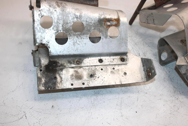 88 Polaris Sks 650 Oem Footrest Set 2200250 2200254 SP57