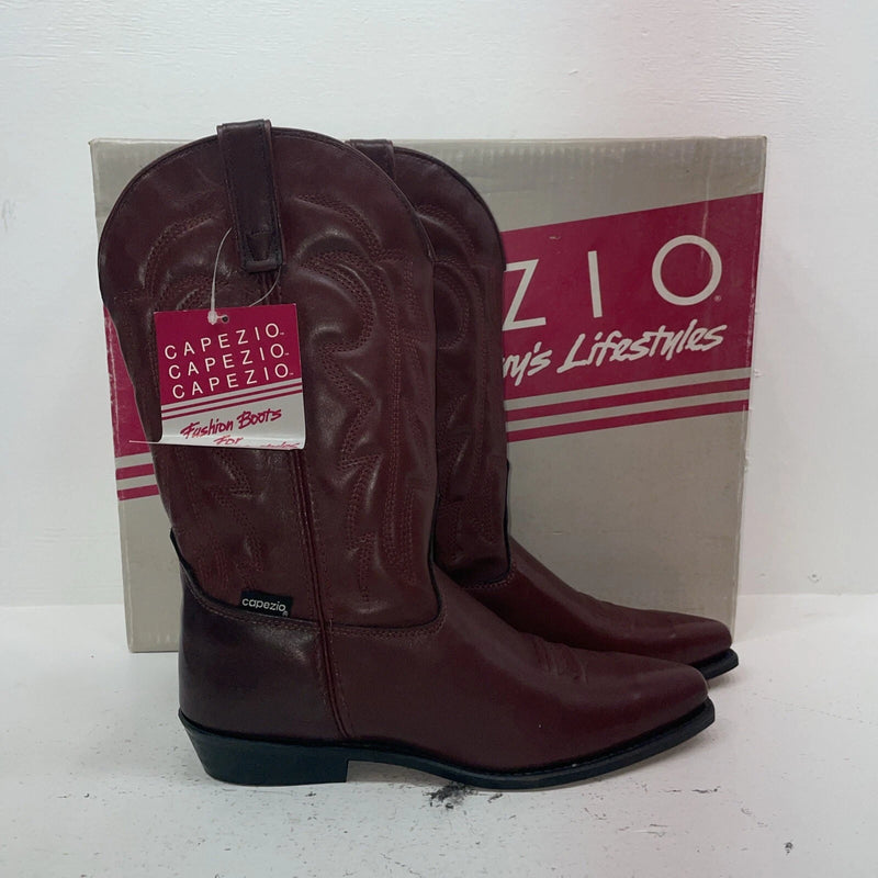 New Women’s Red Capezio Cowboy Boots. L 553 10 M. 16-133