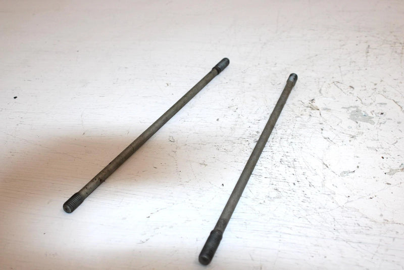 82 Honda Atc200 Ea Oem Cylinder Stud Bolt Set 90031-427-010 90032-427-010 AH64