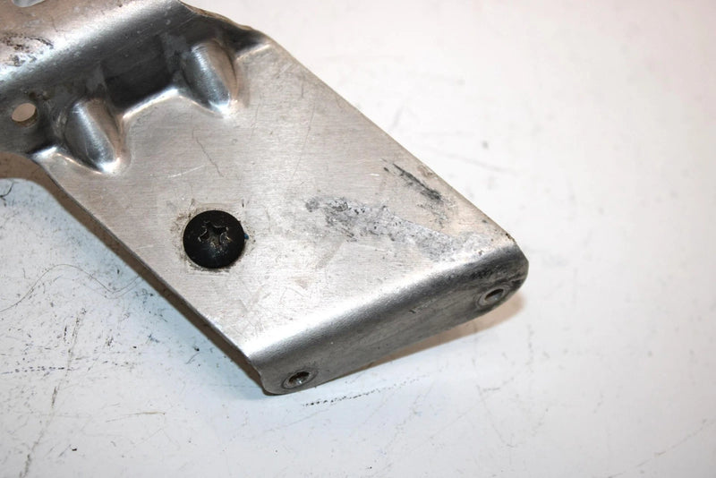 09 Polaris Switchback 600 Oem Hinge Support Bracket 1017254 SP4