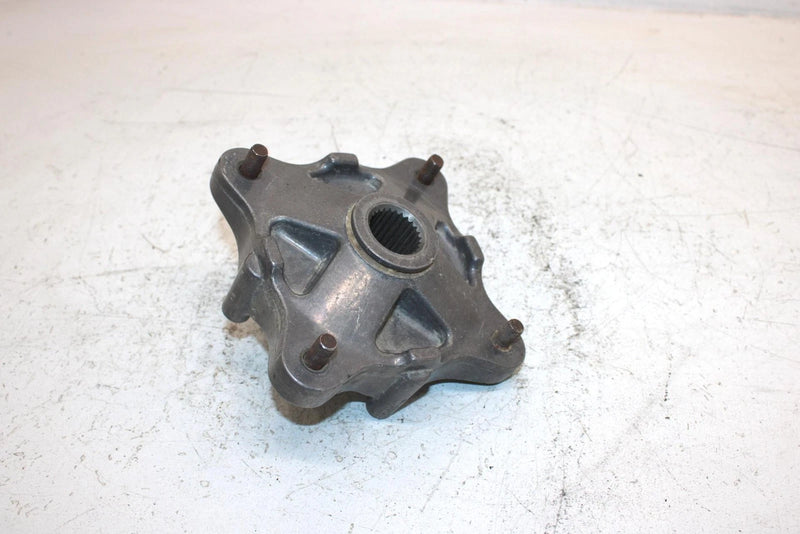 2004 Polaris Sportsman 700 Oem Rear Wheel Hub 5133361 AP143