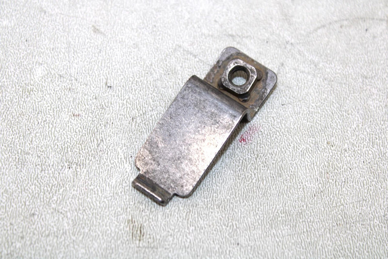 2003 Suzuki Lt-f400f Oem Oil Cooler Line Holder 16490-38F00 AS23