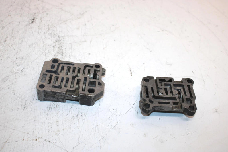 2004 Honda Fourtrax Rincon Oem Valve Body 27100-HN8-003 AH2