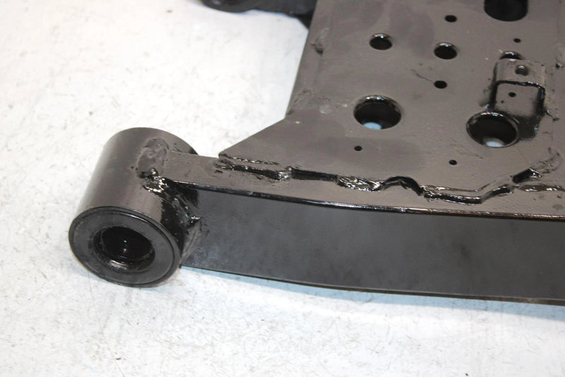 2001 Polaris Magnum 500 Oem Swingarm 1541577 AP121