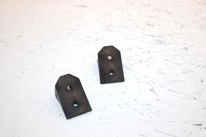 90 Arctic Cat Tigre Ext Mountain Cat Oem Hood Latch Cup Pair 0115-307 SA49