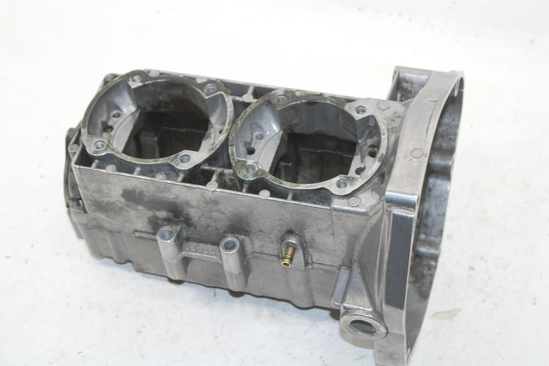 1987 Yamaha Phazer Oem Crankcase 8V0-15100-01-00 SY64