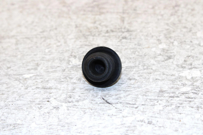 1995 Yamaha Vmax 500 Oem Chaincase Fill Cap  1RG-15363-00-00 SY34
