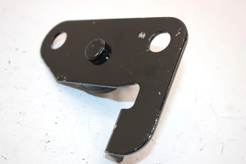 90 Yamaha Phazer Ii Oem Front Lower Bracket 1 87F-21418-00-00 SYS