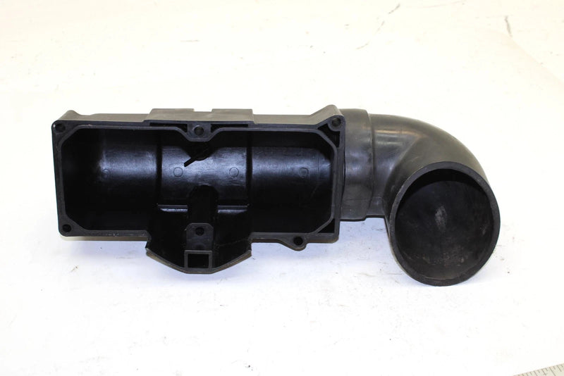 1996 Yamaha Waveventure 700 Oem Airbox 62T-14283-01-00 JY2