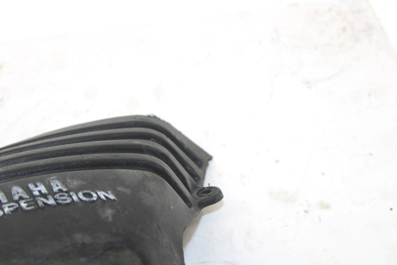 1989 Yamaha Srv Oem Left Lower Strut Cover 8L0-2198F-00-00 SY134