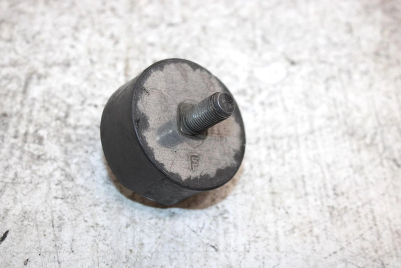 2001 Polaris Magnum 325 Oem Upper Engine Mount Dampner 3110068 AP30