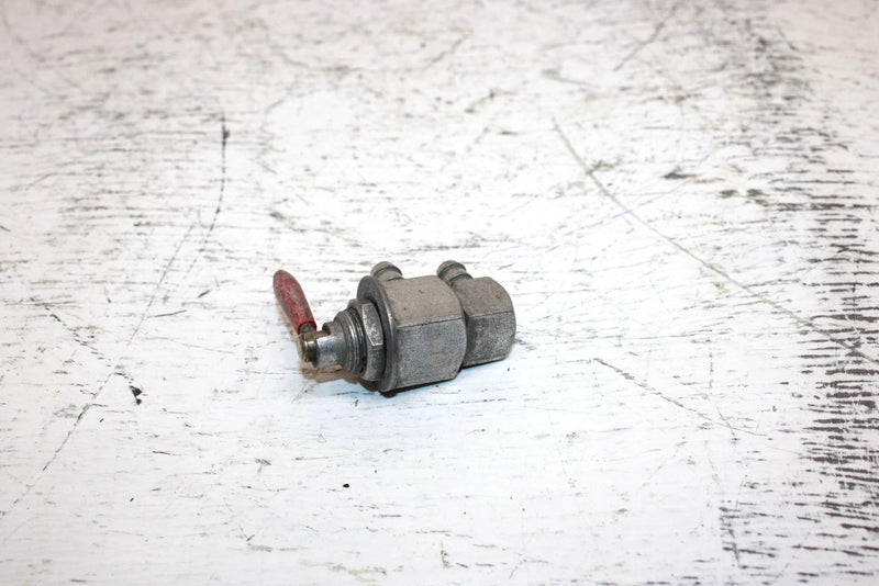 1998 Polaris 600 Xc Oem Fuel Shut Off Valve 7052040 SP45