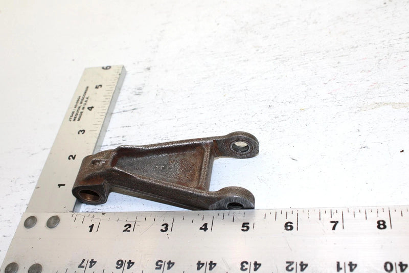 1989 Yamaha Phazer Oem Lower Left Spinle Arm 8V0-2382F-02-00 SY13
