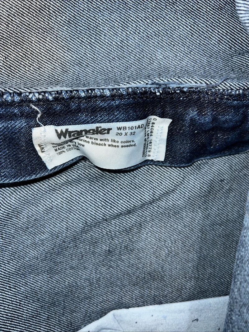 New Men’s Wrangler Blues Dress Easy Relaxed Fit Denim Jeans. 20x32 J-3