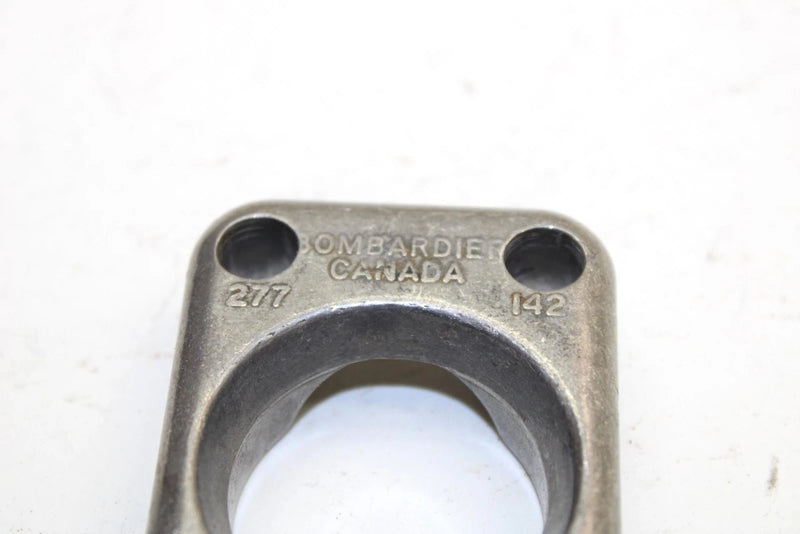 Ski-doo Oem Handlebar Mount 277000142 Q4343