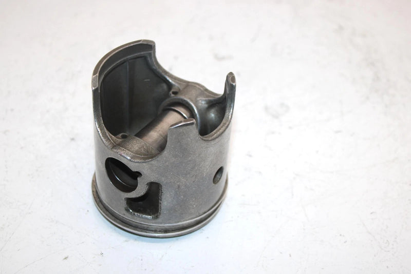 00 Yamaha Sx500r Oem Piston (Std) 8CJ-11631-00-A0 SY0