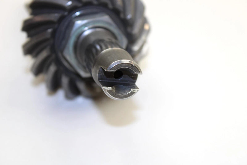 Suzuki  OEM Sub Transmission Tranny Shaft 29121-19B10 Q1973