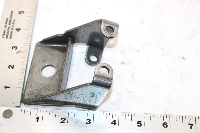 1987 Yamaha Phazer Oem Engine Bracket 3 8V0-21429-01-00 SY64