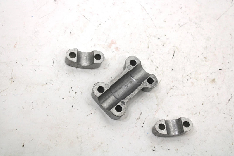 1987 Yamaha Srv Oem Handebar Mount Set 164-23441-01-98 Q5084
