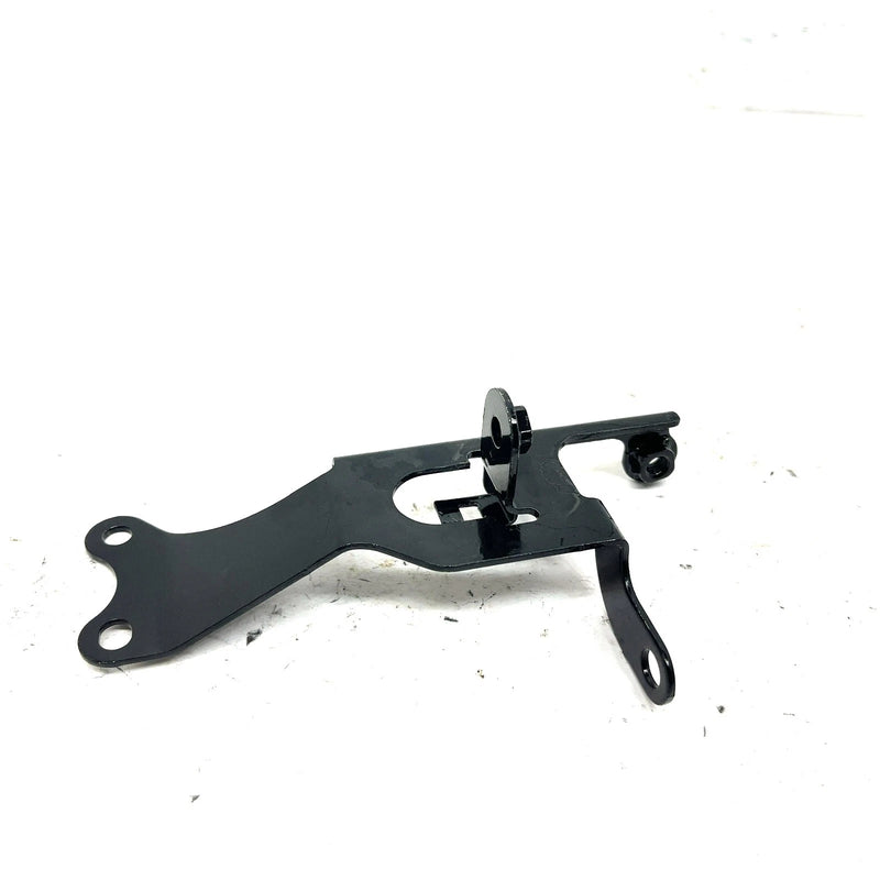 05-06 Honda Foreman 500 TRX500FE OEM Right Oil Cooler Mount 19018-HP0-A00 AH14