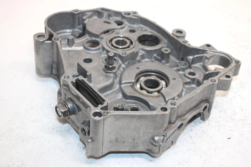 1986 Yamaha  Badger Yfm80s Oem Crankcase 29G-15100-01-00 AY8
