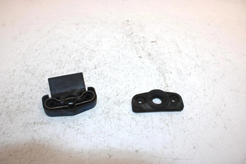 1995 Polaris Sl 750 Oem Seat Latch 5431359 5211314  5431357 JP33