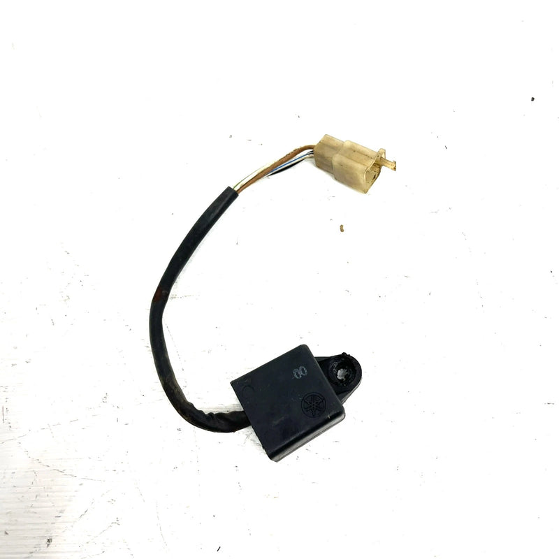 93-95 Yamaha Kodiak 400 4x4 OEM Cooling Fan Control Box 4GB-86510-00-00 AY71