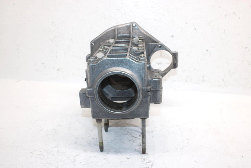 1994 Yamaha Vmax 600 Oem Crankcase W/Studs 8AB-15100-00-00 8AB-15100-01-00 SY25