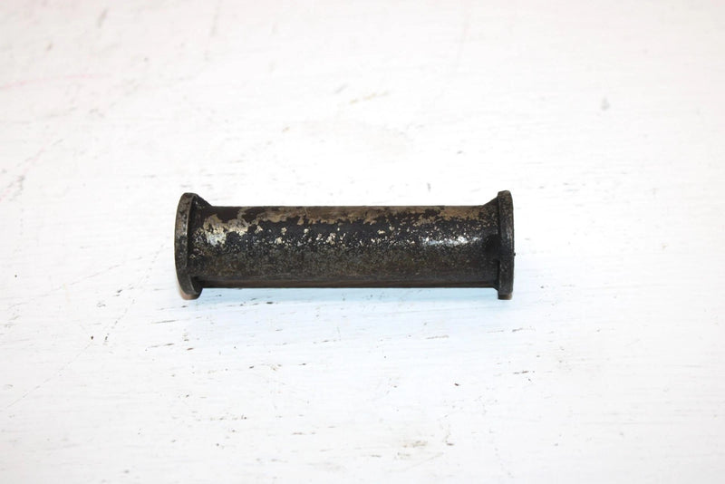 1984 Honda Atc 200 Esa Oem Engine Mount Spacer (Long) 50252-958-680 AH60
