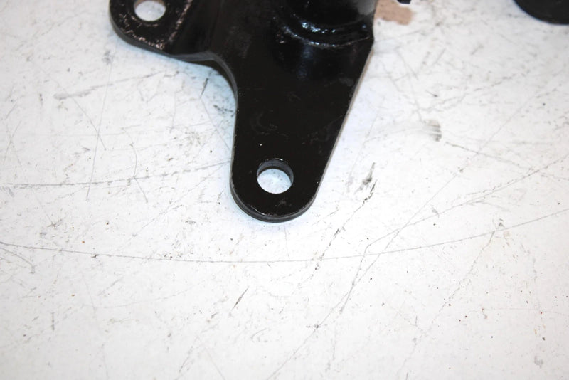 98 Polaris Indy 500 Oem Steering Idler Arm Set 1822441 1822414 SP47