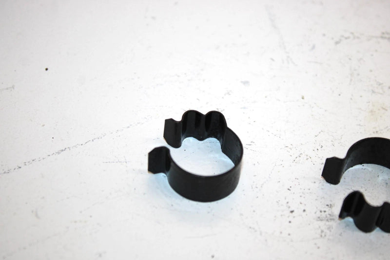 90 Polaris 650 Oem Clip Pair 7080278 Q2939