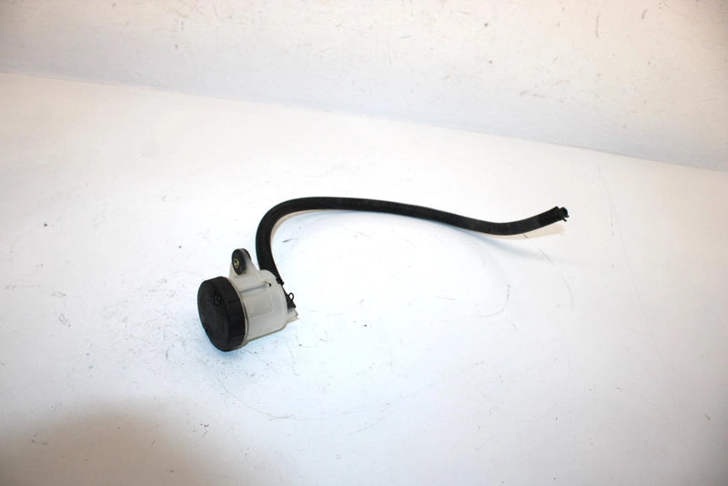 21 Can-am Outlander Max 450 4x4 Dps Oem Rear Brake Reservoir 705601020 AB4