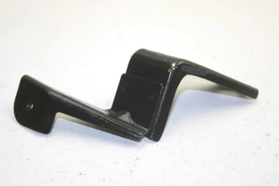 Yamaha OEM Left Hood Bracket 82m-2196f-00-00 Q5190