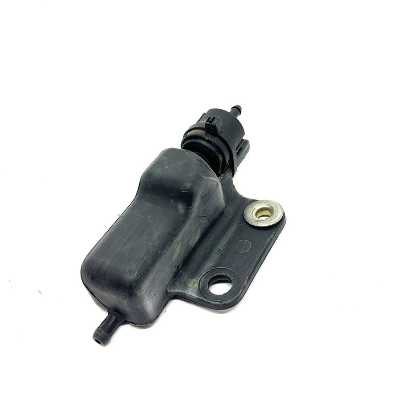 05-13 Kawasaki Brute Force 650 4x4 OEM Breather Tank 14069-1069 AK34
