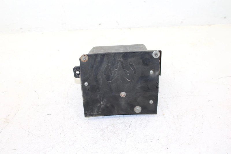 1984 Yamaha  Ytm 200 L Oem Airbox Base 21V-14411-00-00 AY48