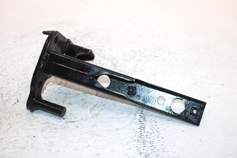 1998 Yamaha  Grizzly Oem Right Rear Footrest Support 4WV-27421-00-00 AY49