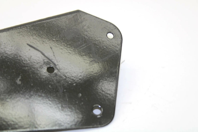 03 Polaris Magnum 330 4x4 OEM Left Splash Shield Bracket 5245394-067 Q2525