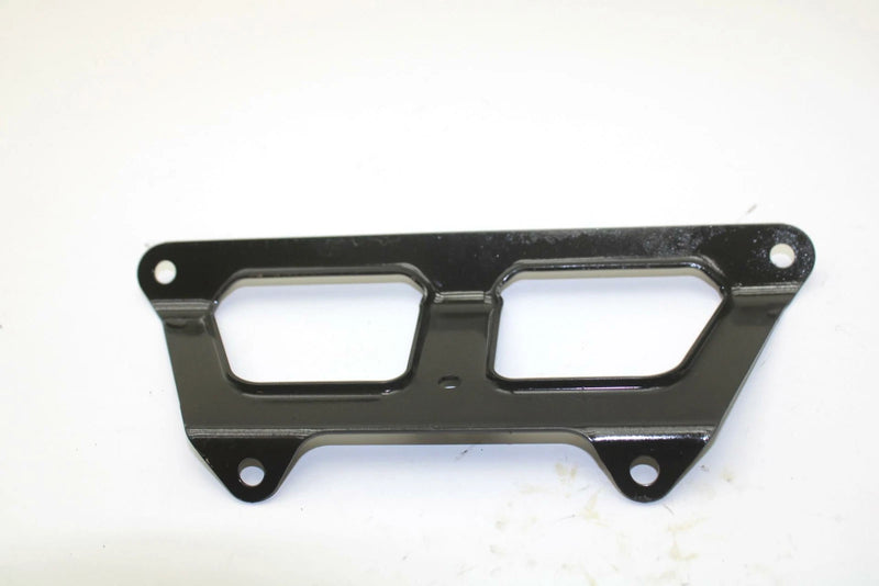 03 Polaris Magnum 330 4x4 OEM Top Oil Cooler Bracket 5245416-067 Q5102