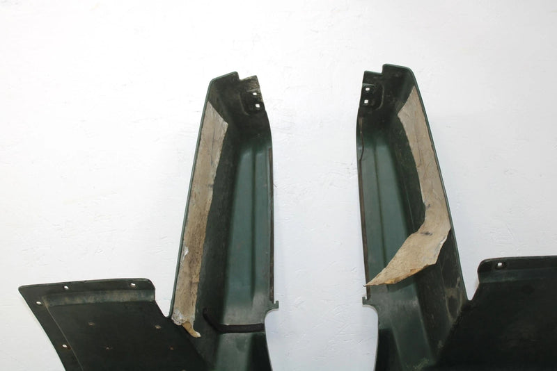 2000 Yamaha  Grizly Oem Front Fender 4WV-W2151-11-00 AY35