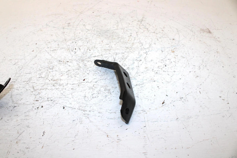 1992 Kawasaki Bayou 220 Oem Front Fender Stay Set 35011-1362 AK36