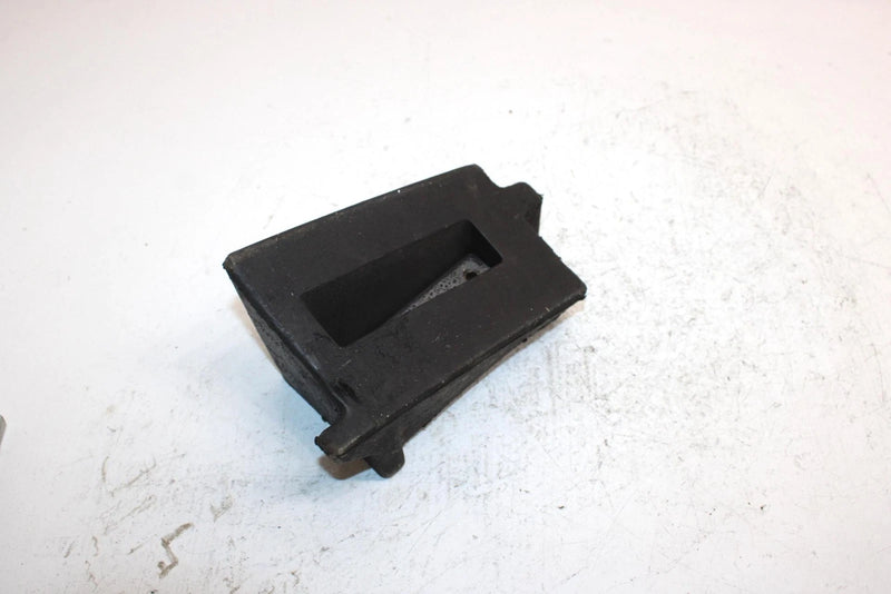 1987 Kawasaki 650 Sx Oem Waterbox Left Dampner 92075-3763 JK7