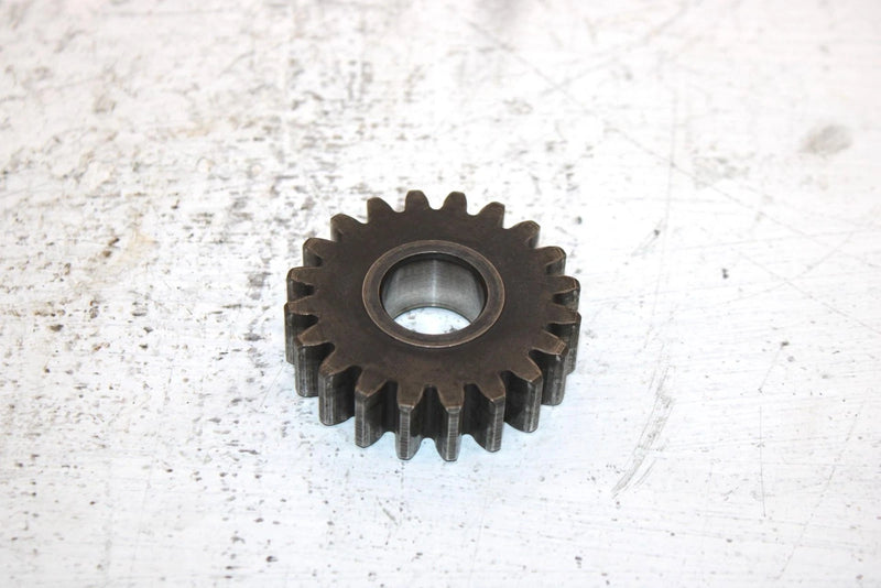 1996 Yamaha  Warrior 350 Oem 2nd Pinion Gear 1UY-17121-00-00 AY6