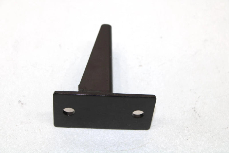 1998 Polaris Xpress 300 Oem Lower Engine Mounting Bracket 1040532-067 Q3016