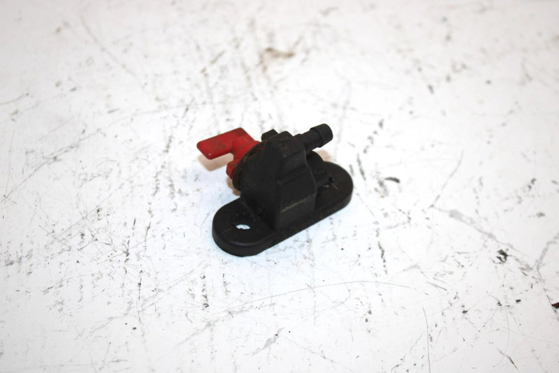 95 Polaris Sportsman 4x4 Oem Petcock 7051006 AP70