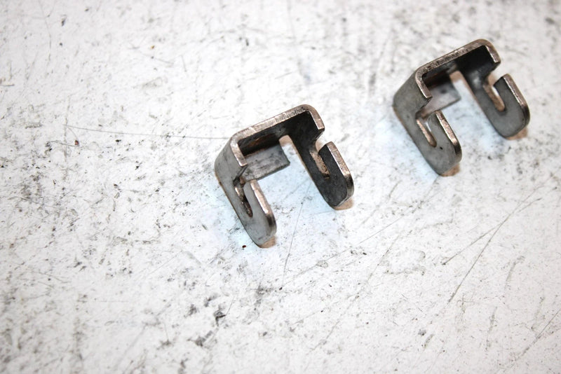 1993 Yamaha Waverunner 650 OEM Water Box Strap Hook Pair EU0-65772-30-00 JY23